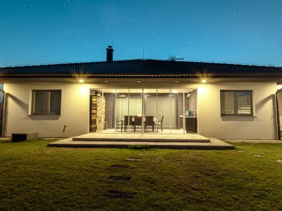 G0A5706-2casa-noche-2-P